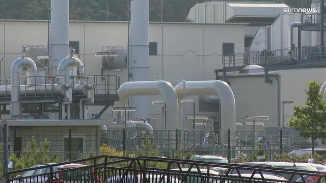 Газпром сократит поставки в Европу почти вдвое