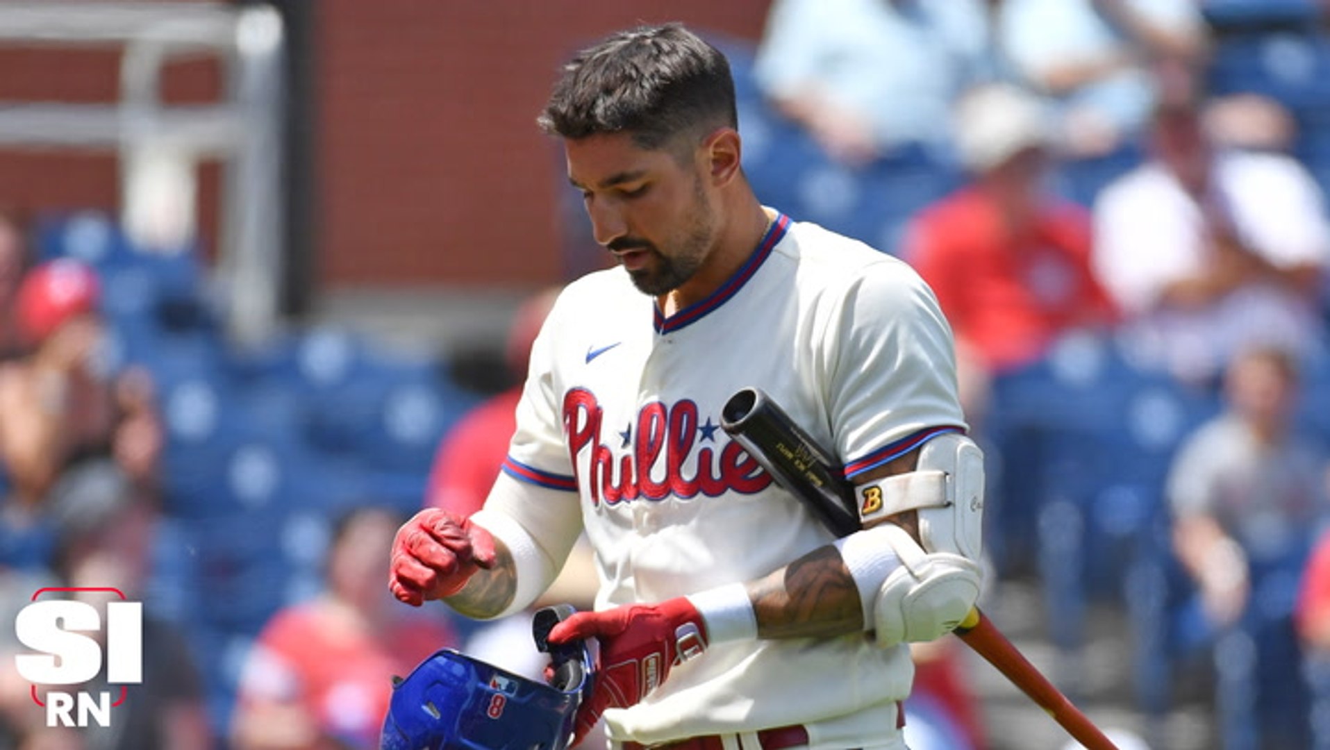 Watch: Nick Castellanos has heated exchange with reporter