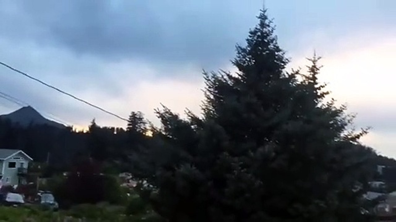 Sirens For Tsunami in Australia After the 7.7 Earthquake Dailymotion Video