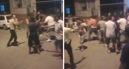 Öfkesini alamayan taraflar bekçiye saldırdı!