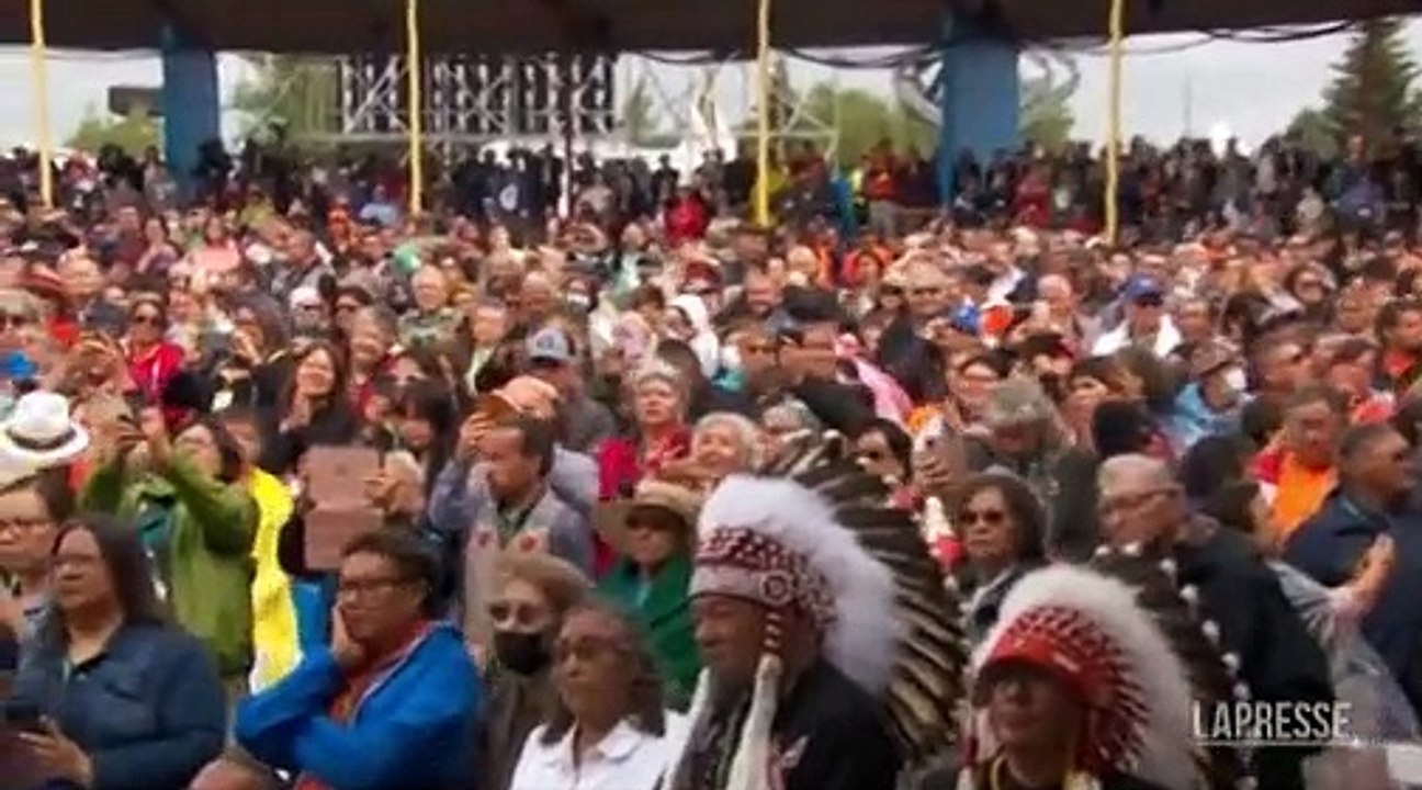 Le «storiche scuse» di Papa Francesco ai nativi del Canada