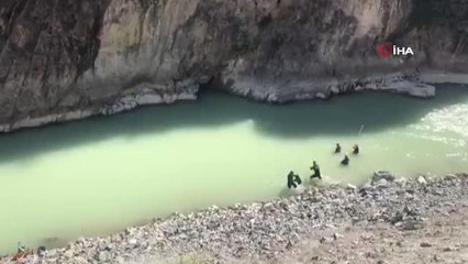 Çoruh Nehri'nde kaybolan 18 yaşındaki gencin cansız bedenine ulaşıldı