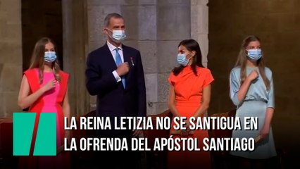 La reina Letizia no se santigua en la ofrenda del apóstol Santiago