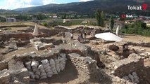 Helenistik döneme ait tapınak, gün yüzüne çıkartılıyor