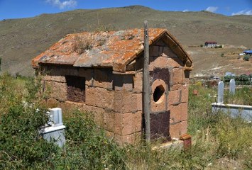 Kurtuluş Savaşı kahramanlarından Halil Bey'in anıt mezarı onarılacak