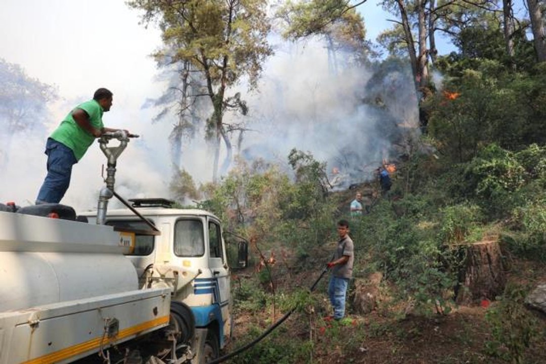 Muğla gündem: Muğla Sıtkı Koçman Üniversitesi Marmaris Uygulama Oteli yangın nedeniyle tahliye edildi