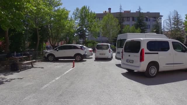 Afyon haber: AFYONKARAHİSAR - Tabancayla 1 kişiyi öldüren, 2 kişiyi yaralayan zanlı adliyede