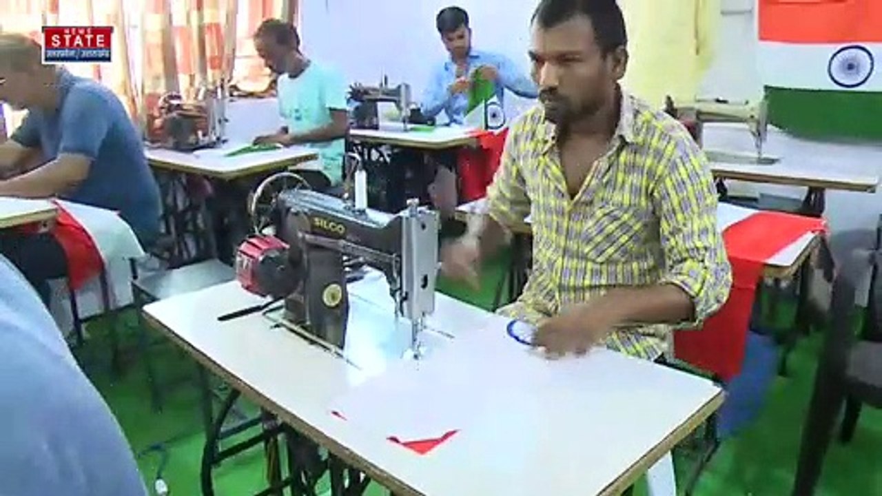 Har Ghar Tiranga : गाजियाबाद की डासना जेल में कैदी बना रहे हैं राष्ट्रीय ध्वज तिरंगे !