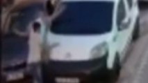 Zeytinburnu’nda otomobiliyle çarptığı genci iki aracın arasına sıkıştırdı