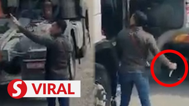 Cops nab man for threatening lorry driver with a knife in Port Klang