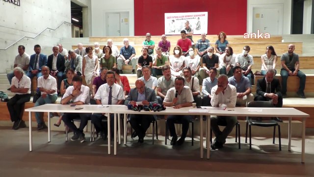 Tunç Soyer: Aliağa'da sökülecek asbestli gemi hakkındaki açıklamalar şaibeli