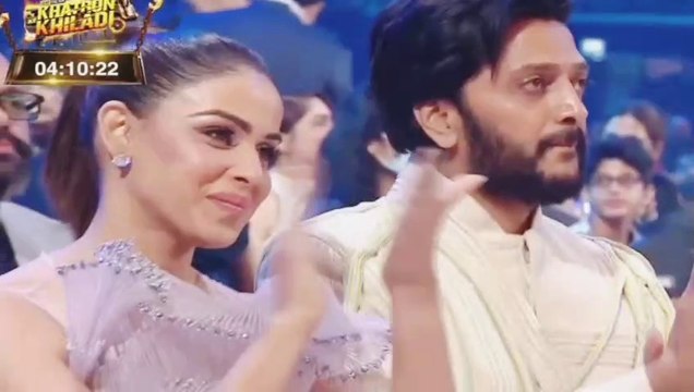 YO YO Honey Singh & Guru Randhawa - IIFA Awards 2022 (Full Performance)