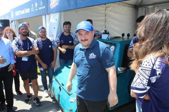 BAKAN VARANK: TOGG'A BAŞLADIĞIMIZDA, 'ELEKTRİKLİ ARAÇLAR İÇİN ERKEN Mİ' DİYE SORGULUYORLARDI