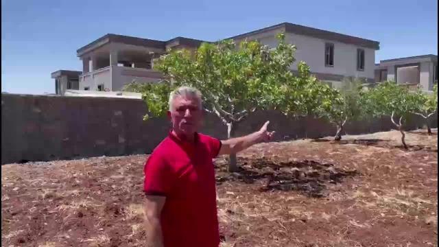 Kilis'te Tarım Arazisine Kaçak Villa Yapan AKP'li Eski Meclis Üyesi Şekeroğlu: İnşallah İmar Barışı Çıkar, Çıkmazsa Şeriatın Kestiği Parmak Acımaz