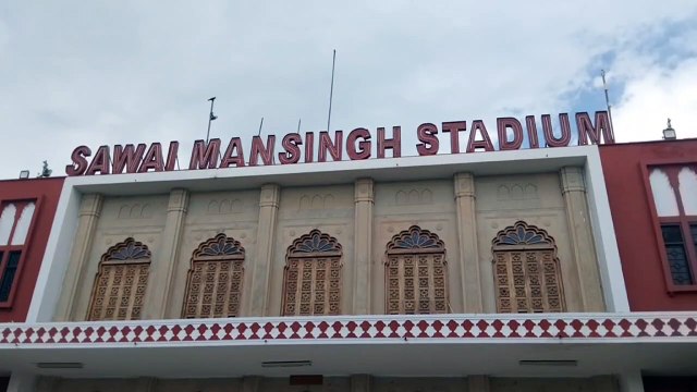 पैरा बॉडी बिल्डर्स मुकेश मीणा का डॉ कृष्णा पूनिया ने किया स्वागत
