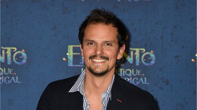 GALA VIDEO – PHOTO - Juan Arbelaez séparé de Laury Thilleman : il profite à fond de ses vacances !