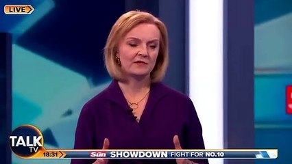 İngiltere'de başbakan adaylarının katıldığı TV yayını, sunucunun bayılması sonrası kesildi