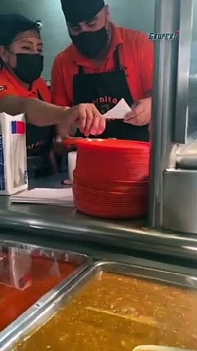 Captan al Mimoso vendiendo tacos de carnitas