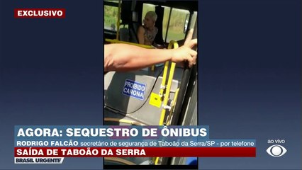 Homem sequestra ônibus em Taboão da Serra
