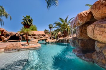 12 Best Airbnbs in Las Vegas