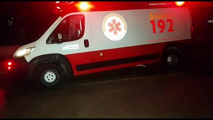 Homem que estava em via pública comendo documento de identidade é atendido pelo Samu