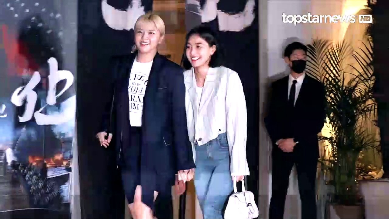 [TOP영상] ‘한산 VIP시사회’ 트와이스(TWICE) 정연(Jeongyeon)&지...
