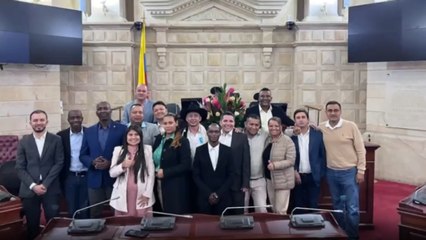A sanción presidencial la ley que busca la regulación y distribución de las 16 curules de paz