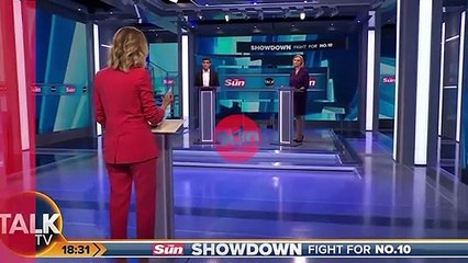 Britanya'da başbakan adayları canlı yayında tartışırken sunucu aniden bayıldı