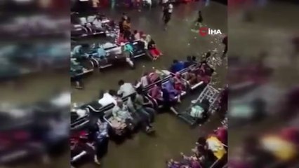 Hindistan’da yıldırım düştü: 20 ölü