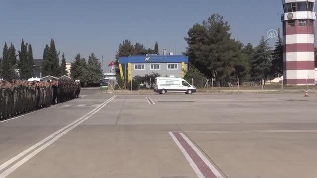Son dakika gündem: GAZİANTEP - Fırat Kalkanı Harekat bölgesinde şehit olan 2 askerin naaşı memleketlerine uğurlandı