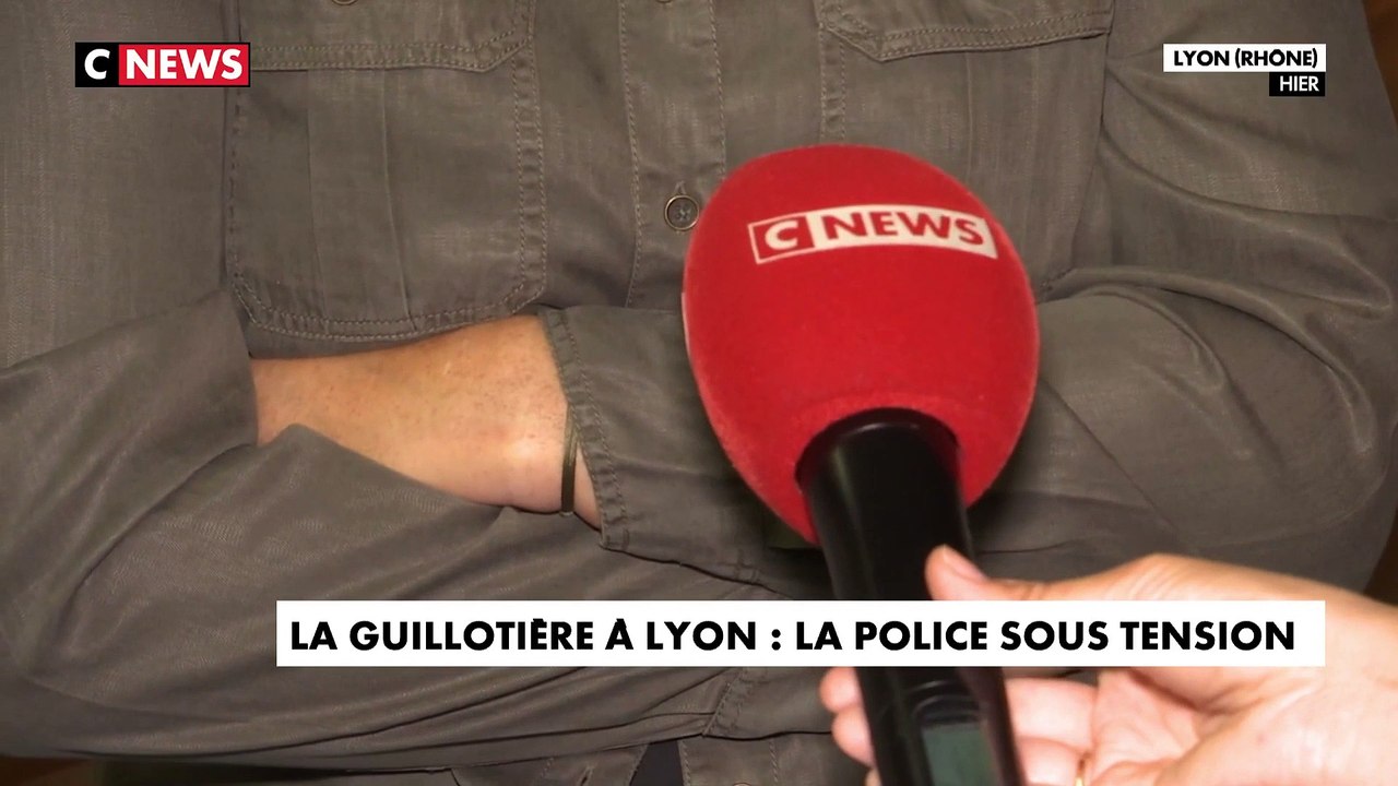 Lyon - Une policière travaillant à La Guillotière témoigne: "Régulièrement, je suis reconnue. On doit faire attention dans notre quotidien, quand on sort en famille ou avec des amis"