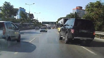 Son dakika haber | Makas atarken görüntülendi, dakikalar sonra kaza yaptı