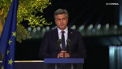 La Croatie célèbre "la réunification" de son territoire avec l'inauguration du pont de Peljesac