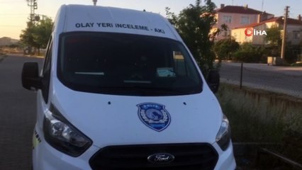 Önce koku geldi: Eve giren polisler korkunç gerçekle karşılandı