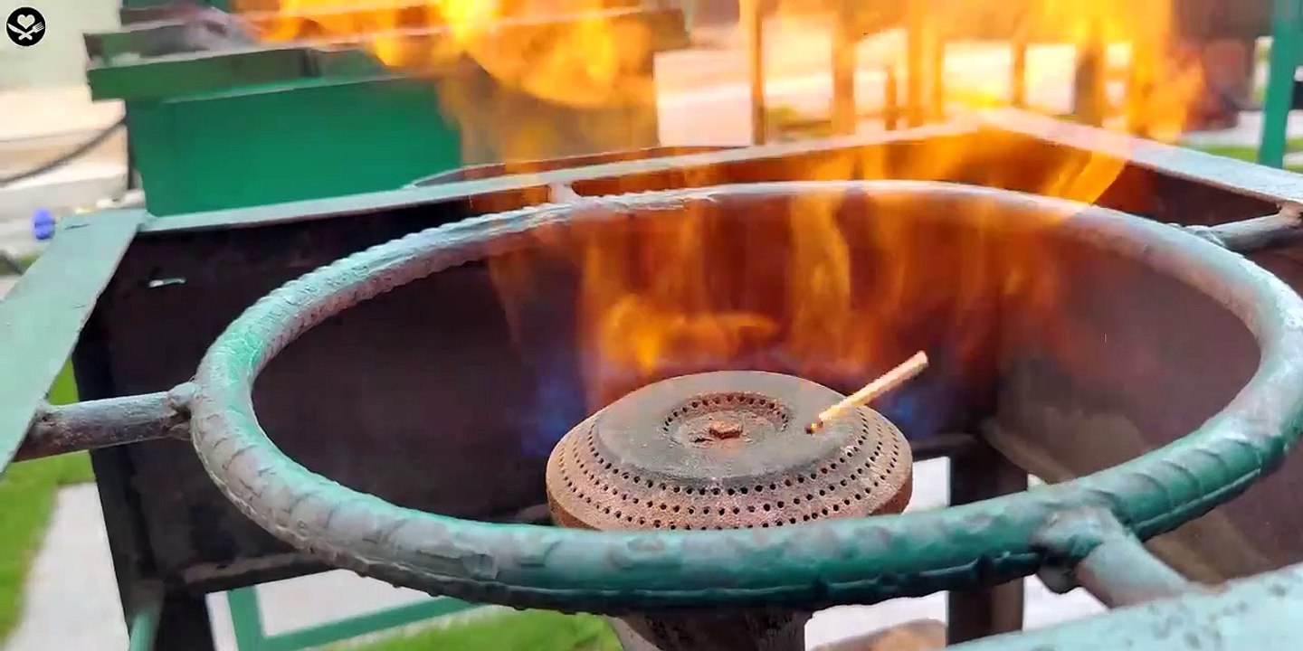 KALAKAND Prepared In Huge Quantity _ Milkcake Recipe _ Indian Dessert _ Veg vill