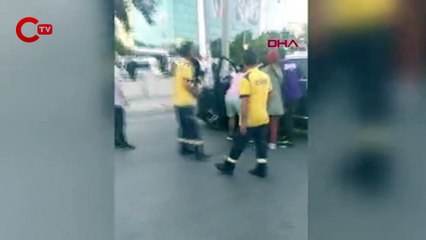 Beylikdüzü'nde otomobili üzerine sürdü yaralılar var