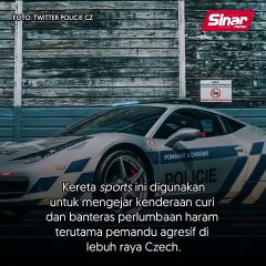 Polis Republik Czech guna Ferrari!