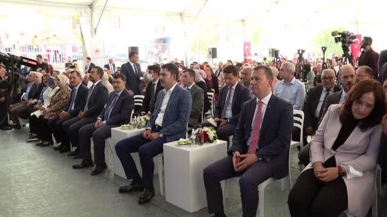 Bakan Kurum, Çankaya İleri Mahallesi kentsel dönüşüm konutları temel atma törenine katıldı