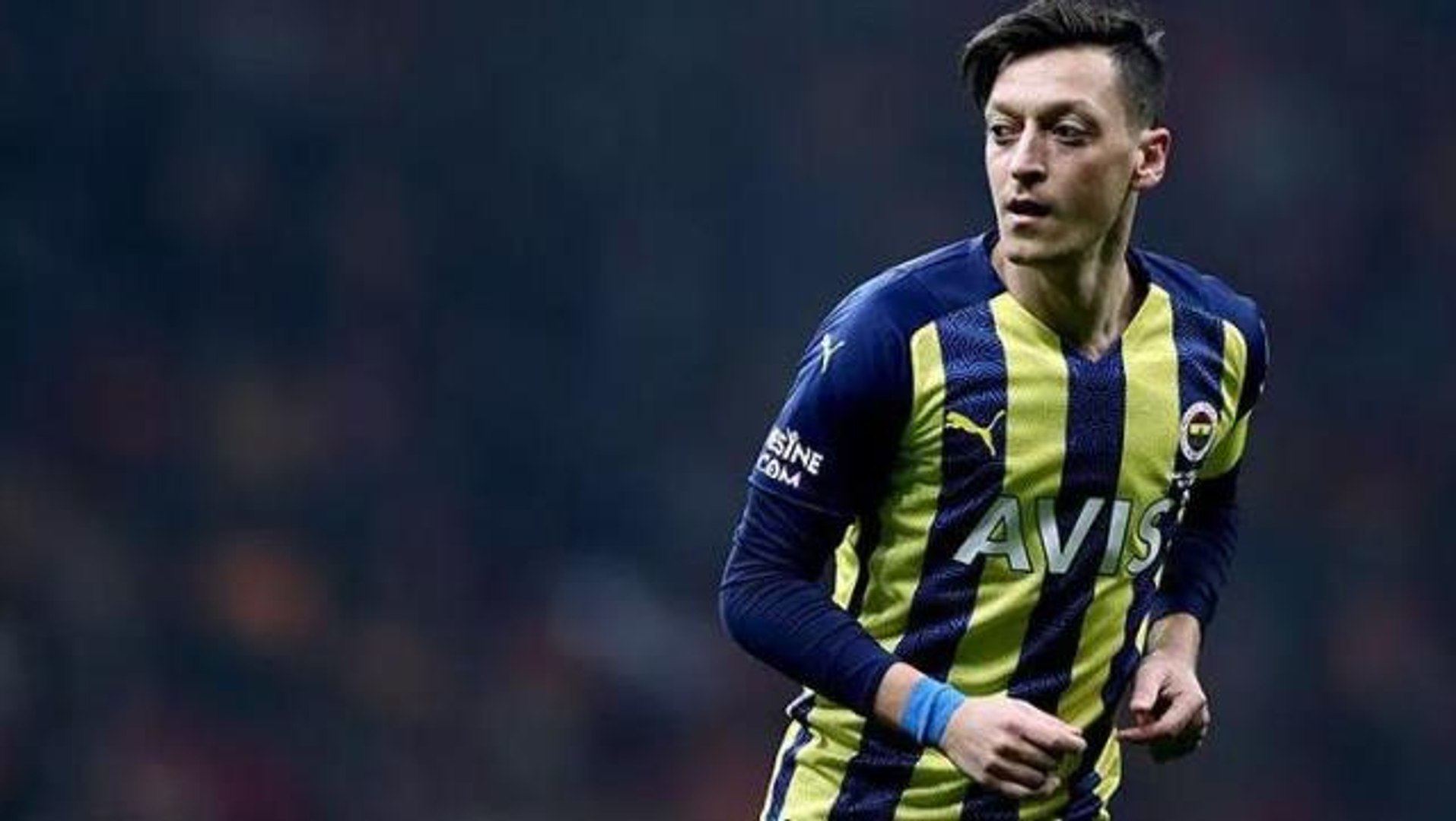 Mesut Özil Fenerbahçe'den ayrılırken ne kadar para aldı? Usta yorumcu  Rıdvan Dilmen çok net cevapladı - Dailymotion Video