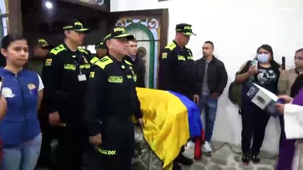 Colombia | Conmoción en el funeral de los policías asesinados por narcotraficantes
