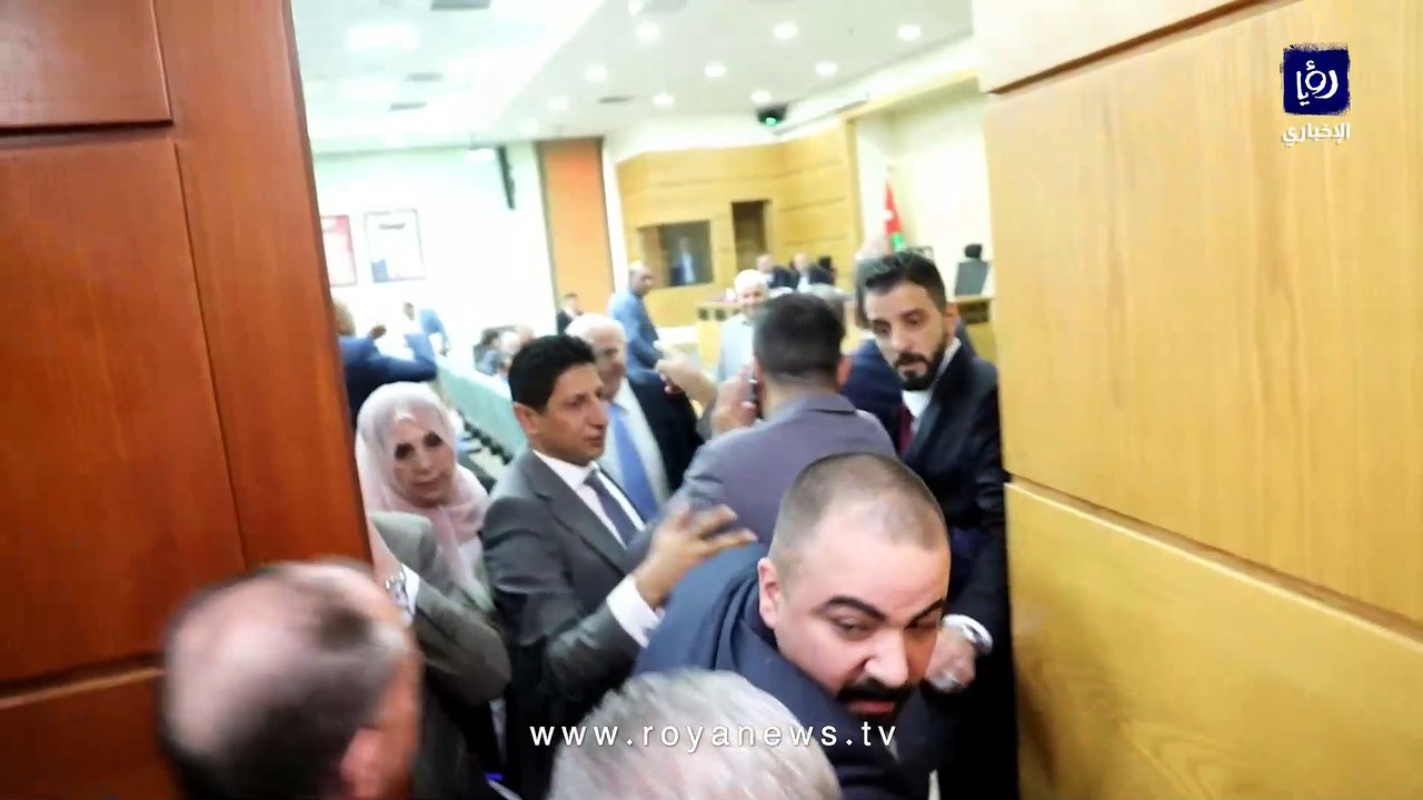 اجتماع نيابي حكومي لبحث قضايا تخص الشأن العام