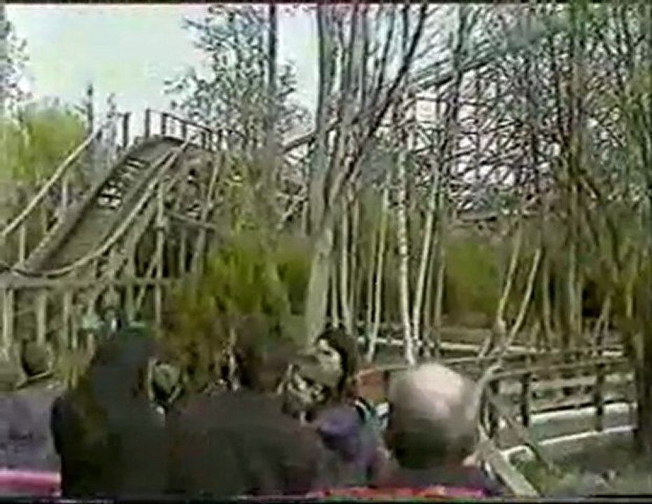 Reportage sur le Parc Astérix 01/04/2002 - 2ème Partie