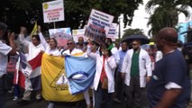 Marcha de médicos dominicanos finaliza con incidentes