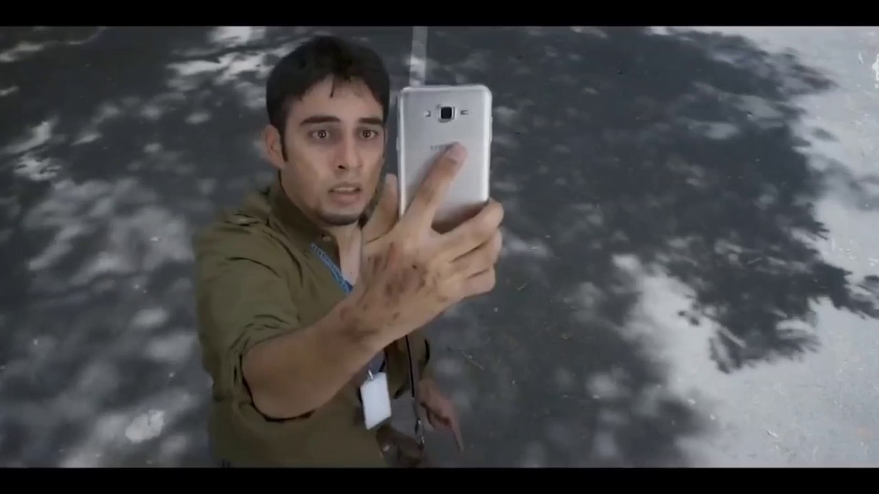 Ketika Robot Melawan Smartphone_HP _ ALUR CERITA FILM 2.0