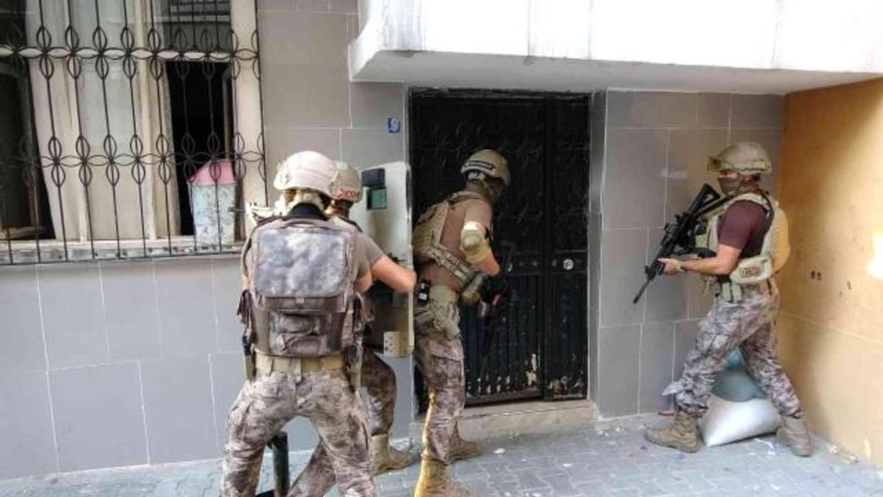 HDP Mersin İl Başkanı ile 4 HDP'li meclis üyesi gözaltında