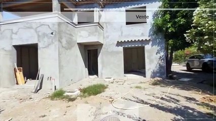 ENSEMBLE DE 5 APPARTEMENTS, 2 GARAGES OU LOCAUX A VENDRE de