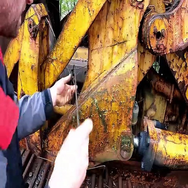 Great to bring that old CAT Dozer back to life after 37 years