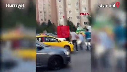 Beylikdüzü'nde sürücülerin yumruklu yol kavgası kamerada