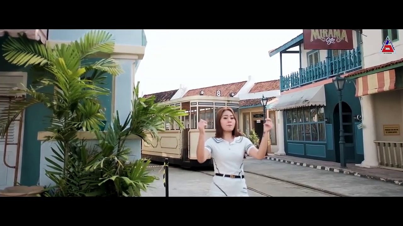 Vita Alvia - LOS DOL