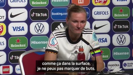 Demies - Popp : "Meilleure buteuse ? Le 1er objectif est de gagner l'Euro"